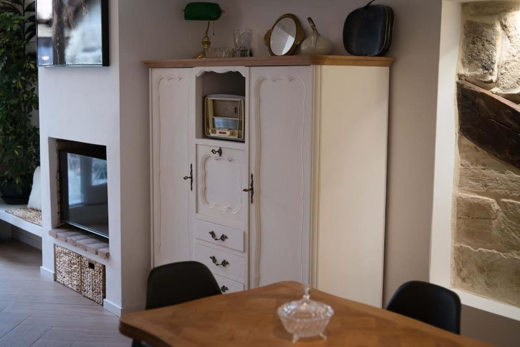 Appartement-Terrasse Centre Historique Uzes Ngoại thất bức ảnh